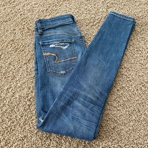 american eagle ripped jeans